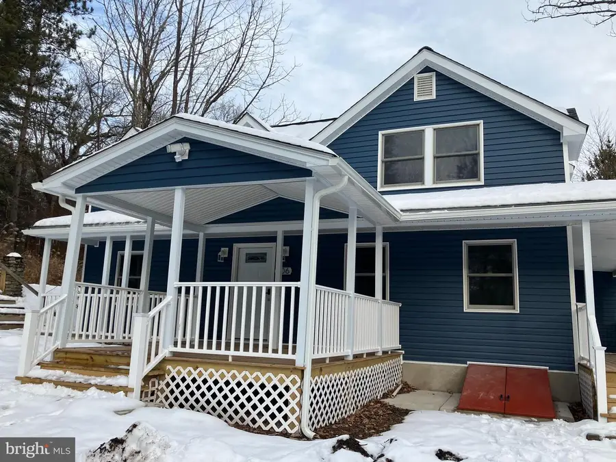 106 Burry Ln, Cresco, PA 18326 - Image #3