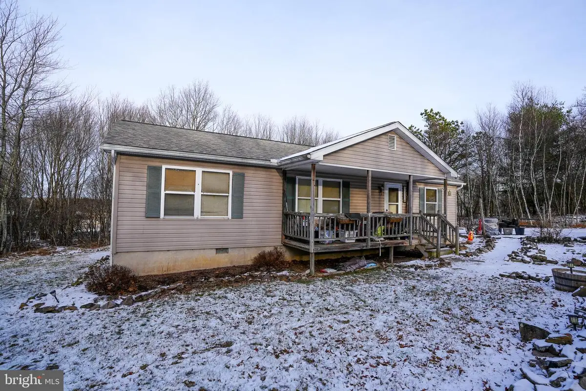 1935 Ogden Dr, Blakeslee, PA 18610 - Image #1