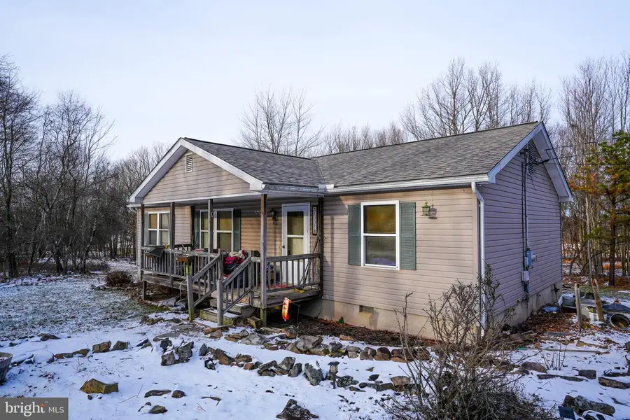 1935 Ogden Dr, Blakeslee, PA 18610 - Image #2