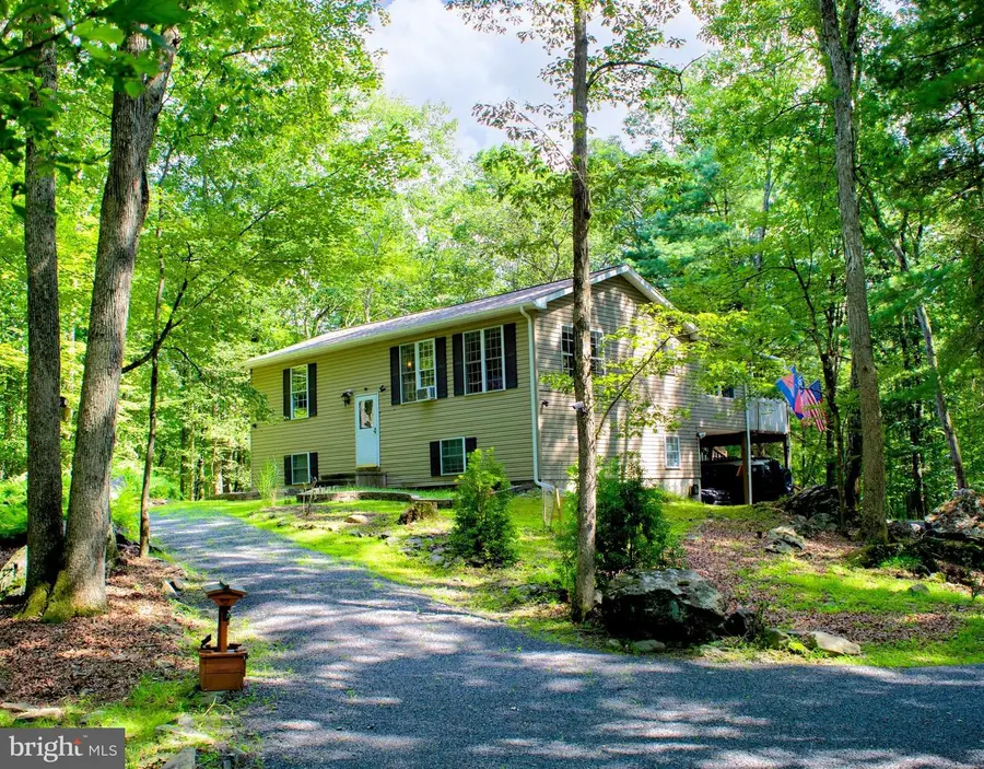 630 Wooddale Rd, East Stroudsburg, PA 18302 - Image #2