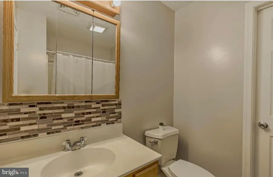 1019 Cricket Ln, Long Pond, PA 18334 - #3