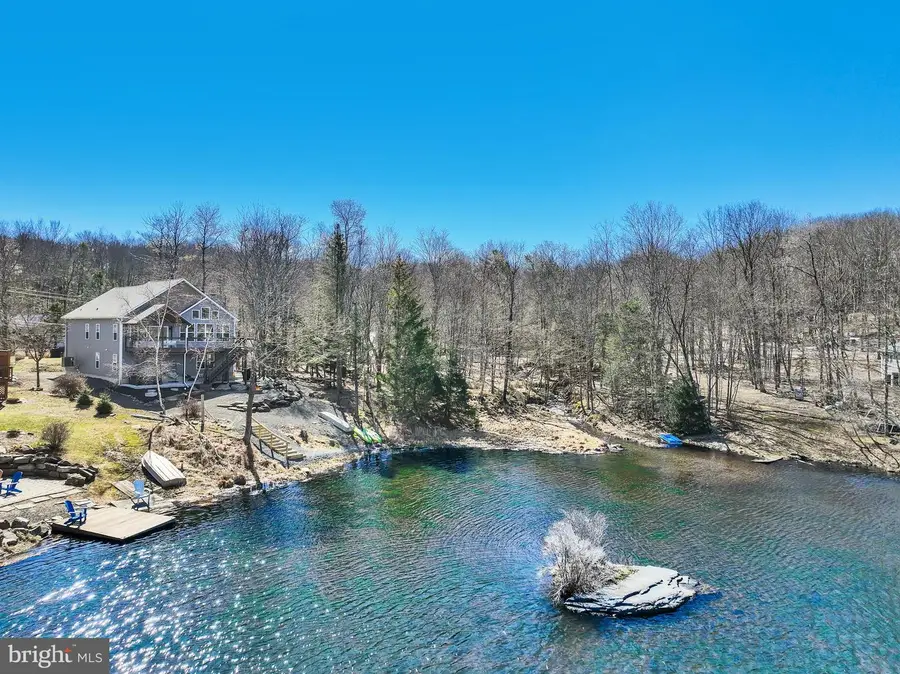 283 Owassa Dr, Pocono Lake, PA 18347 - #2