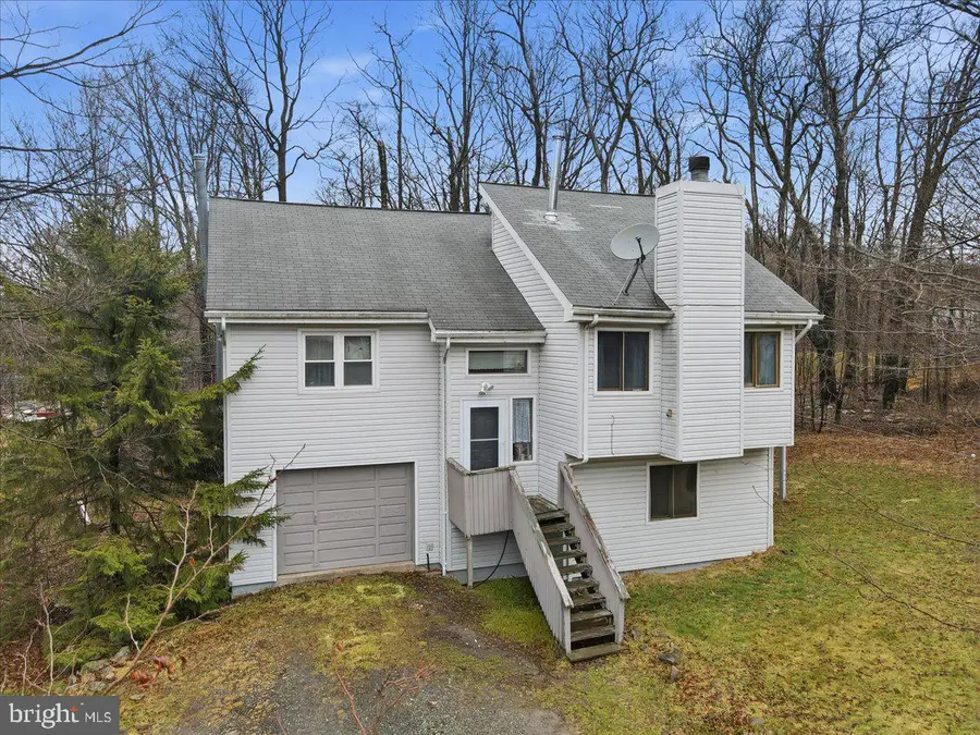 186 Thornapple Ln, Tobyhanna, PA 18466 - #2