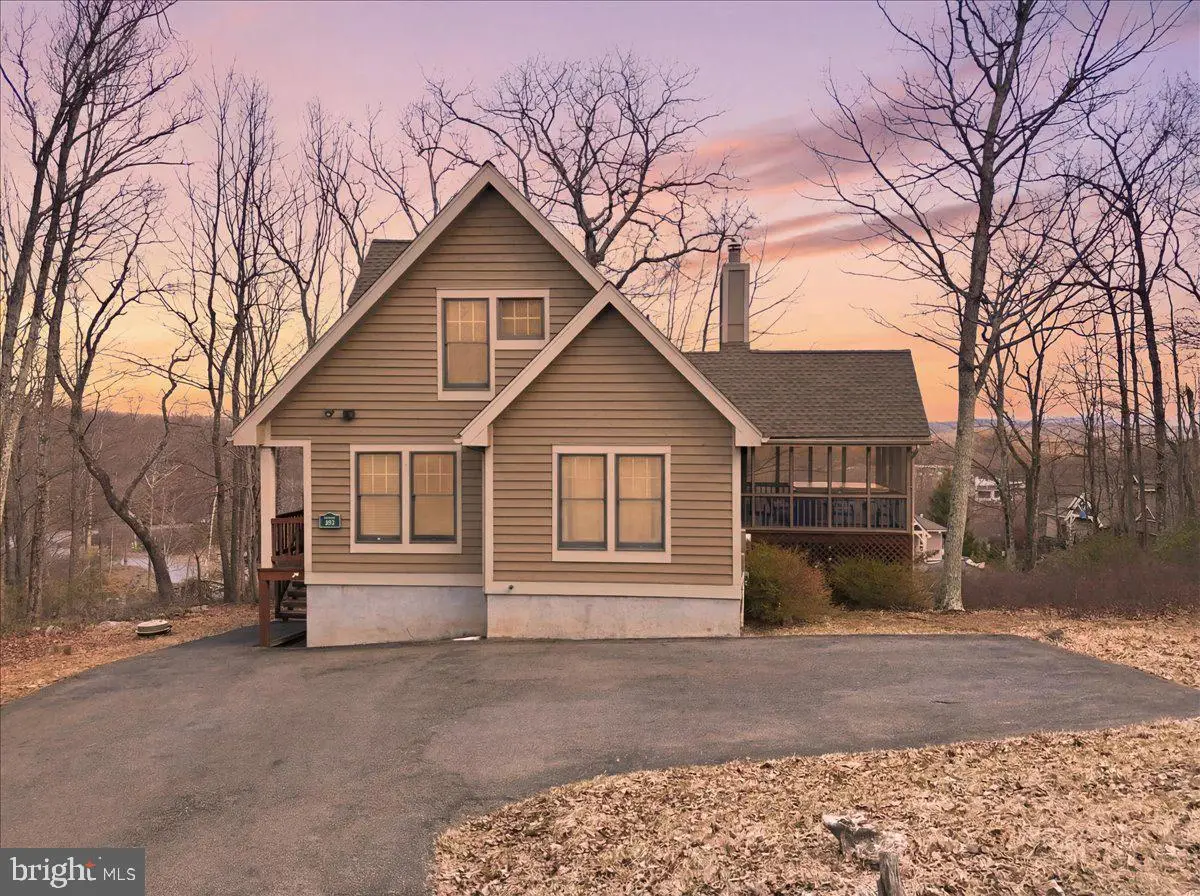 111 High Mountain Ln, Tannersville, PA 18372 - #1