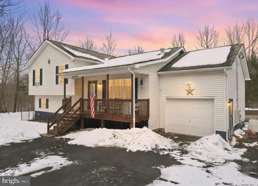 199 Magic Mountain Rd, Henryville, PA 18332 - #2