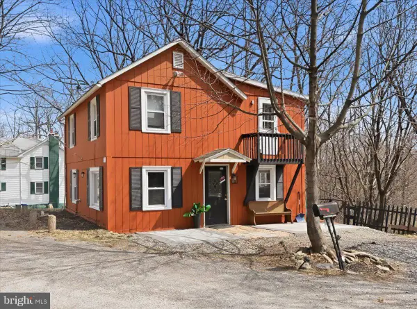 22 Quay Ave, MOUNT POCONO, PA 18344