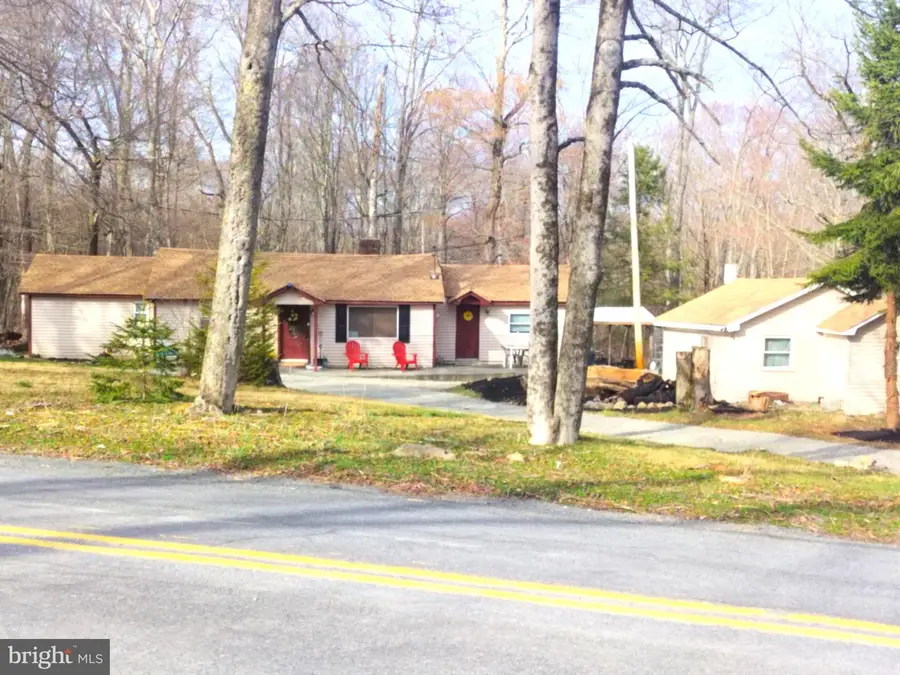 2328 Lakeside Dr, Tobyhanna, PA 18466 - #3