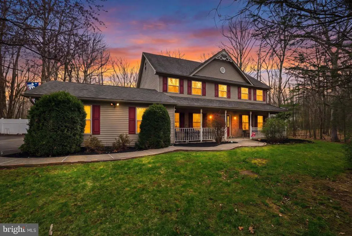 9 Hickory Dr, East Stroudsburg, PA 18301 - #1