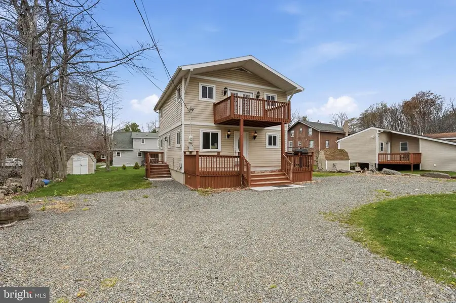 1117 Knollwood Dr, Tobyhanna, PA 18466 - #3