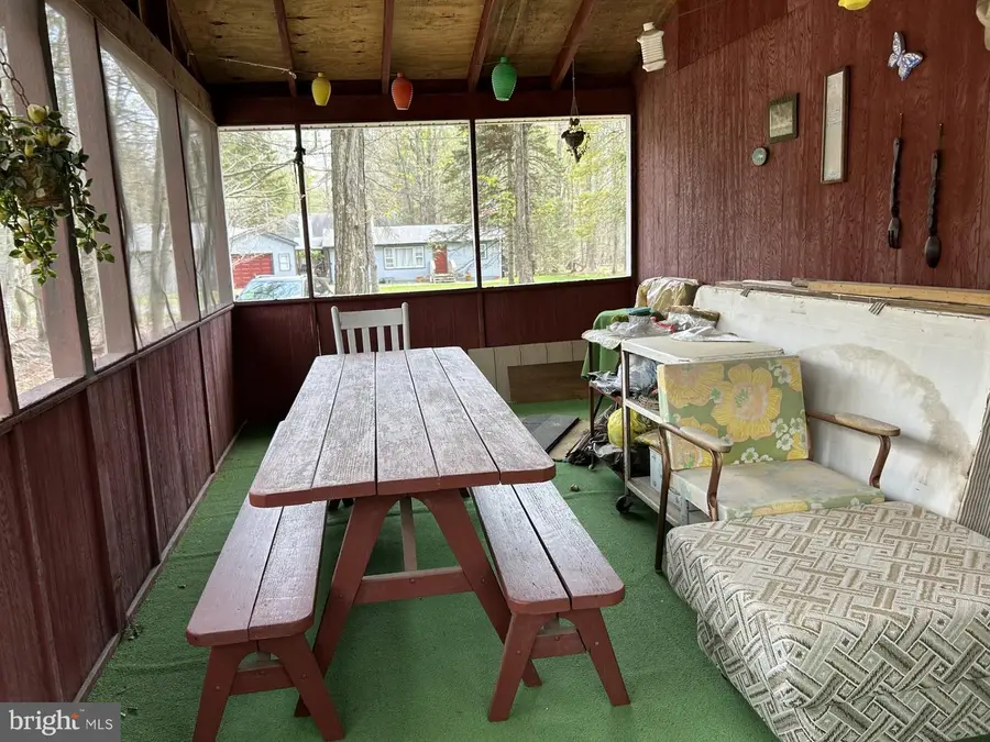 5145 Cresco Dr, Pocono Lake, PA 18347 - #2
