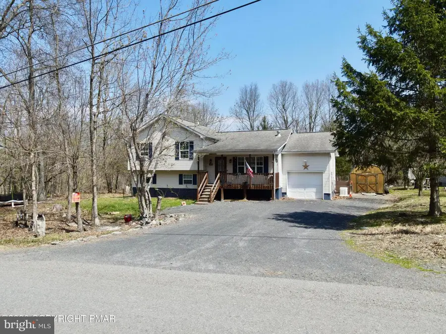 199 Magic Mountain Rd, Henryville, PA 18332 - #2