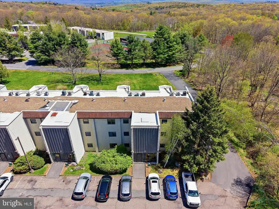 146 Foxfire Dr #307, Mount Pocono, PA 18344 - #2