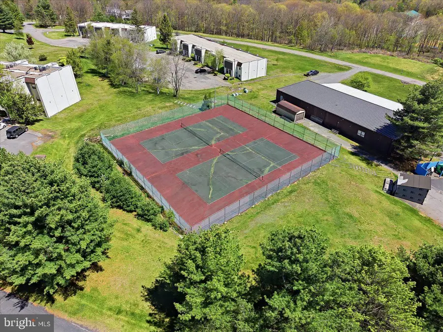 146 Foxfire Dr #307, Mount Pocono, PA 18344 - #3