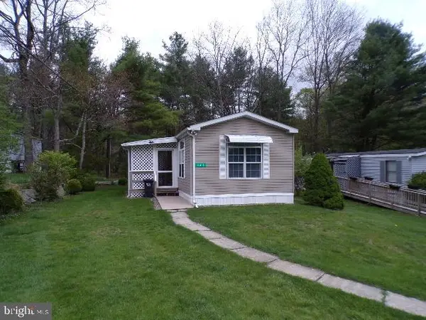 141 Gold Ln, STROUDSBURG, PA 18360