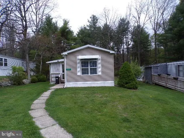 141 Gold Ln, Stroudsburg, PA 18360 - #2
