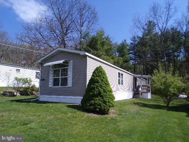 141 Gold Ln, Stroudsburg, PA 18360 - #3