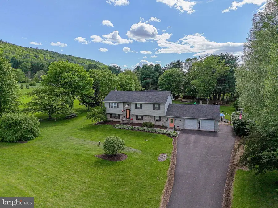 341 Lower Green Hill Rd, Kunkletown, PA 18058 - #2