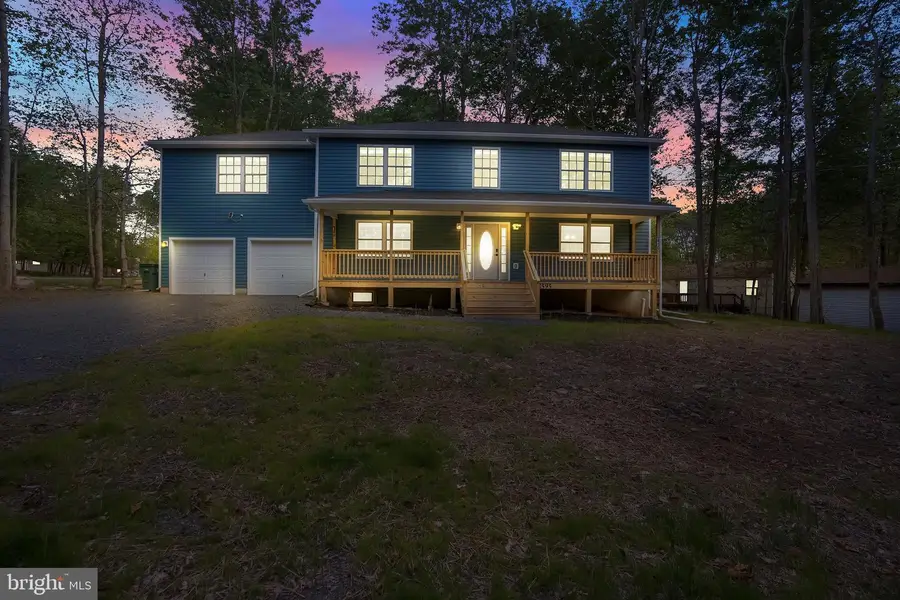 8595 Periwinkle Dr, Tobyhanna, PA 18466 - #2