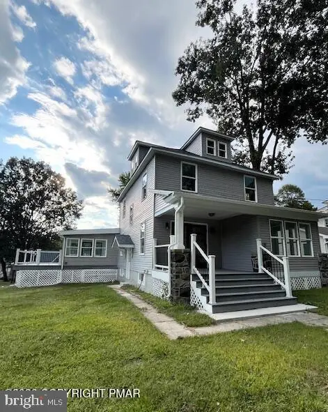 145 Prospect St, East Stroudsburg, PA 18301 - #1