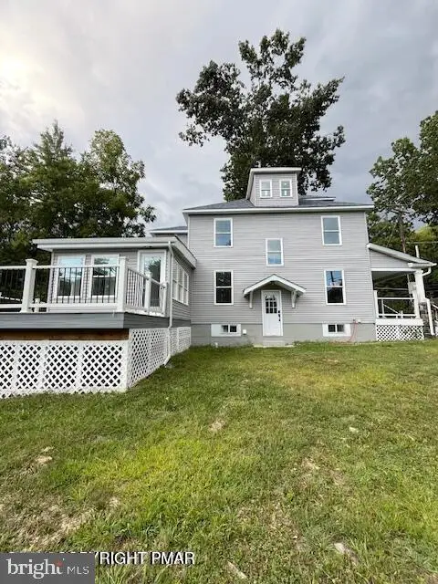 145 Prospect St, East Stroudsburg, PA 18301 - #3