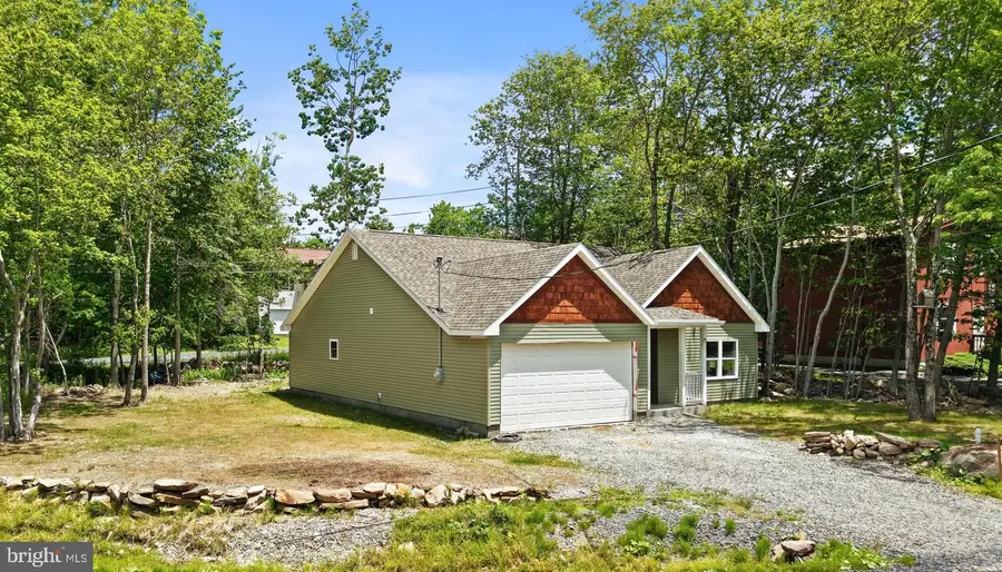 3111 Briarwood Dr, Tobyhanna, PA 18466 - #2