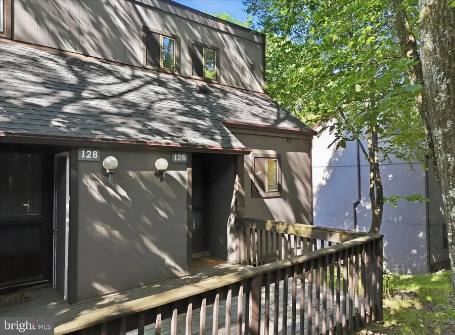 126 Cross Country Ln, Tannersville, PA 18372 - #3