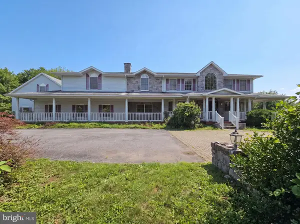 2217 Valley View Dr S, SAYLORSBURG, PA 18353