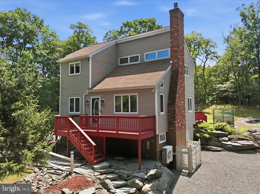 2522 Jonathan Ct, East Stroudsburg, PA 18302 - #3