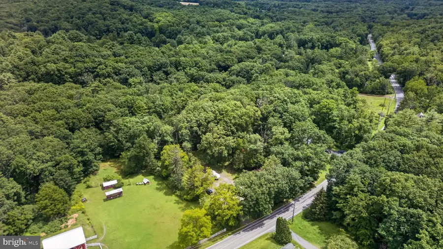 708 Burger Hollow Rd, Kunkletown, PA 18058 - #2