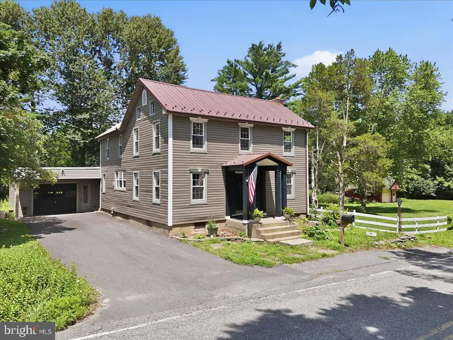 531 Effort Neola Rd, Saylorsburg, PA 18353 - #3
