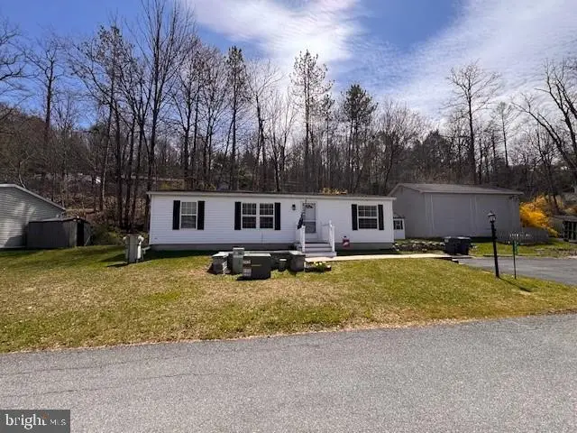 1215 Blue Mountain Cir, Saylorsburg, PA 18353 - #1