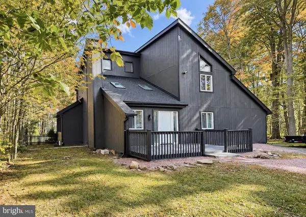 6361 Cherokee Trl, TOBYHANNA, PA 18466