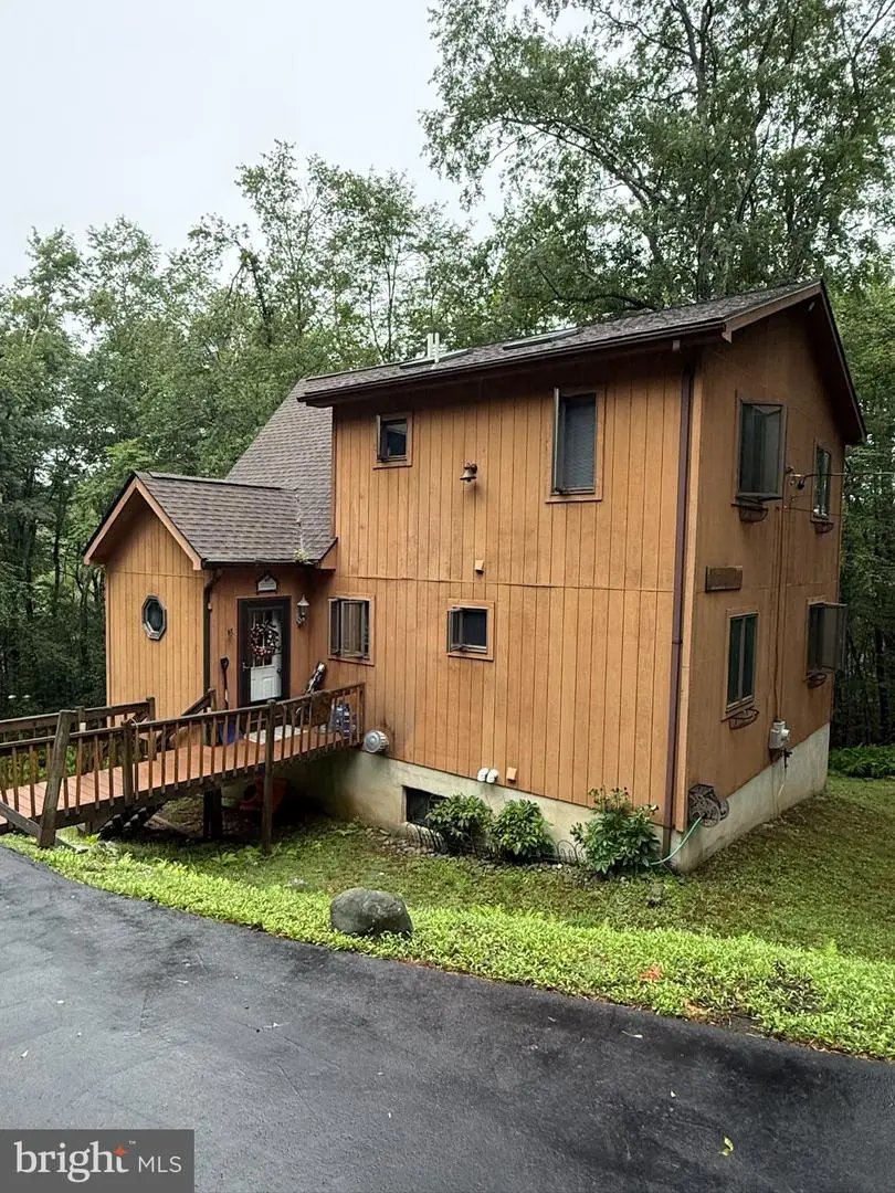 5142 Autumn Ln, Pocono Lake, PA 18347 - #2