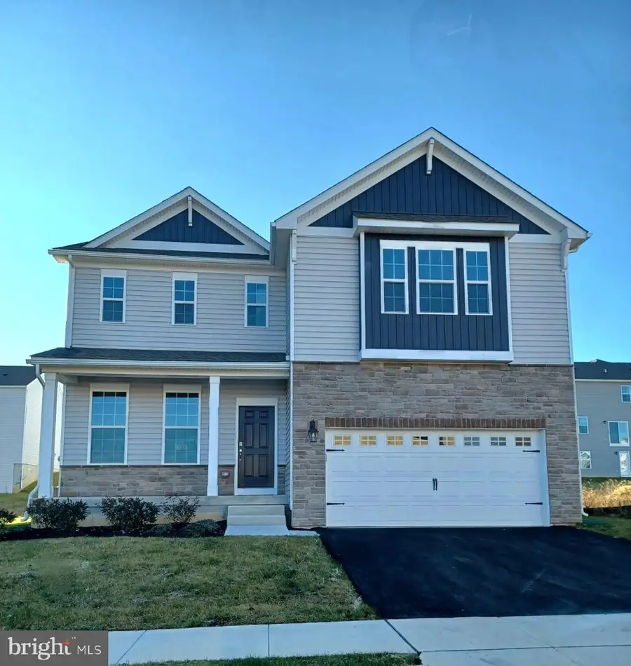 111 Winding Rd, Forks Township, PA 18040 - Image #2