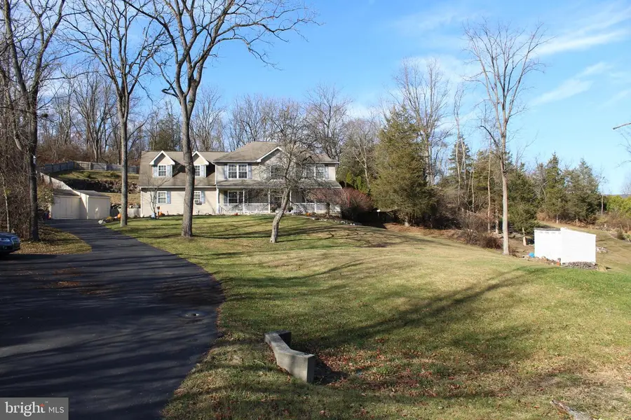 95 Benns Hill Rd, Bangor, PA 18013 - Image #2