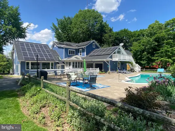 306 Paxinosa Rd W, EASTON, PA 18040