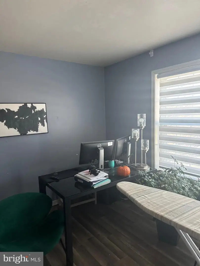 642 W Nesquehoning St, Easton, PA 18042 - Image #3