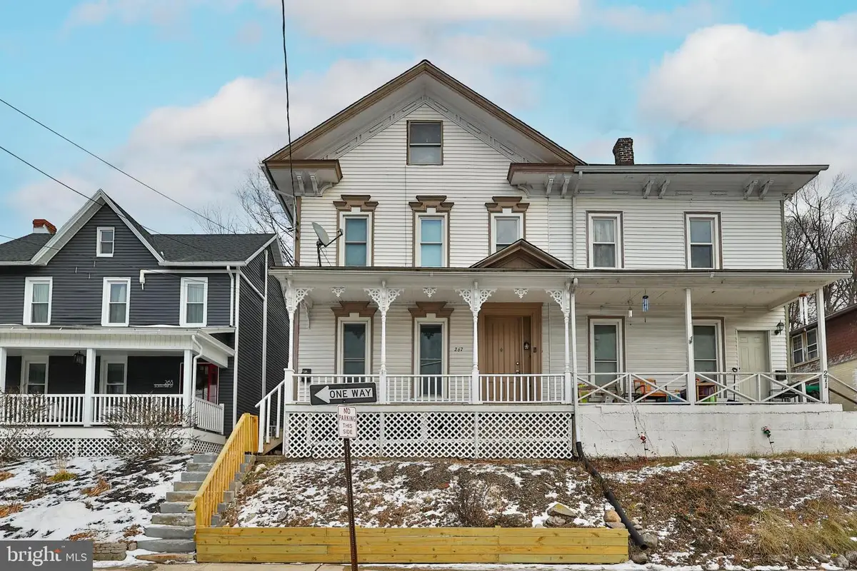 267 S Main St, Bangor, PA 18013 - Image #1