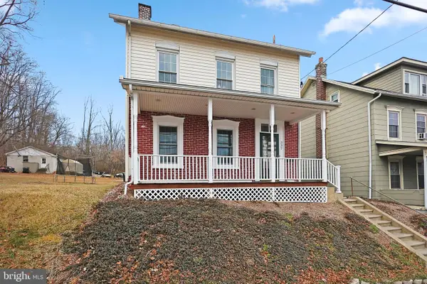 337 W Main St, BATH, PA 18014