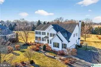 591 Rockbridge Rd, Nazareth, PA 18064 - #2