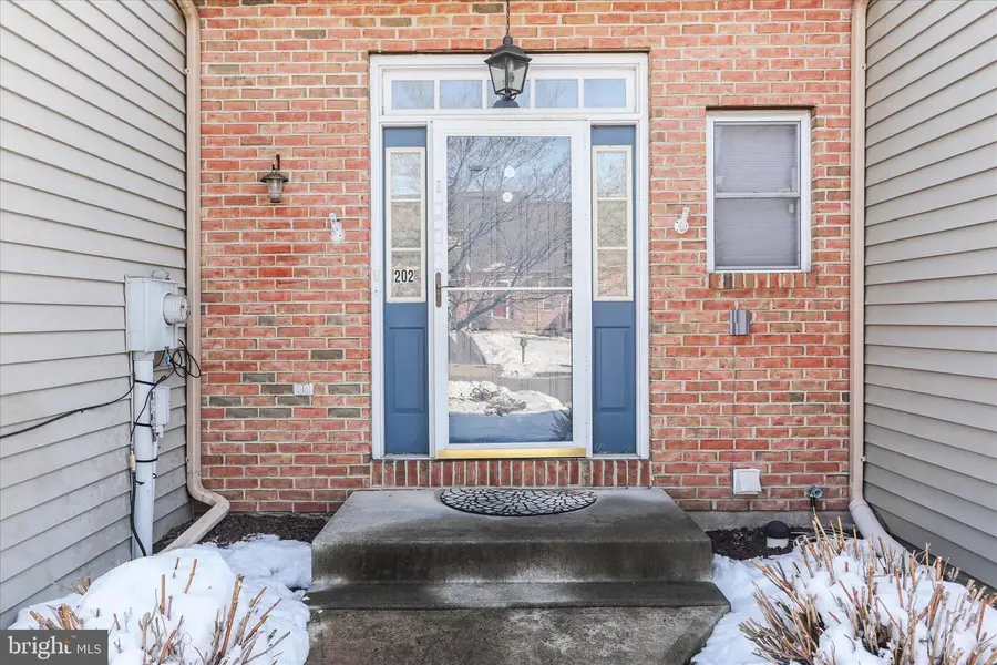 202 Stephanie Dr, Easton, PA 18045 - Image #3