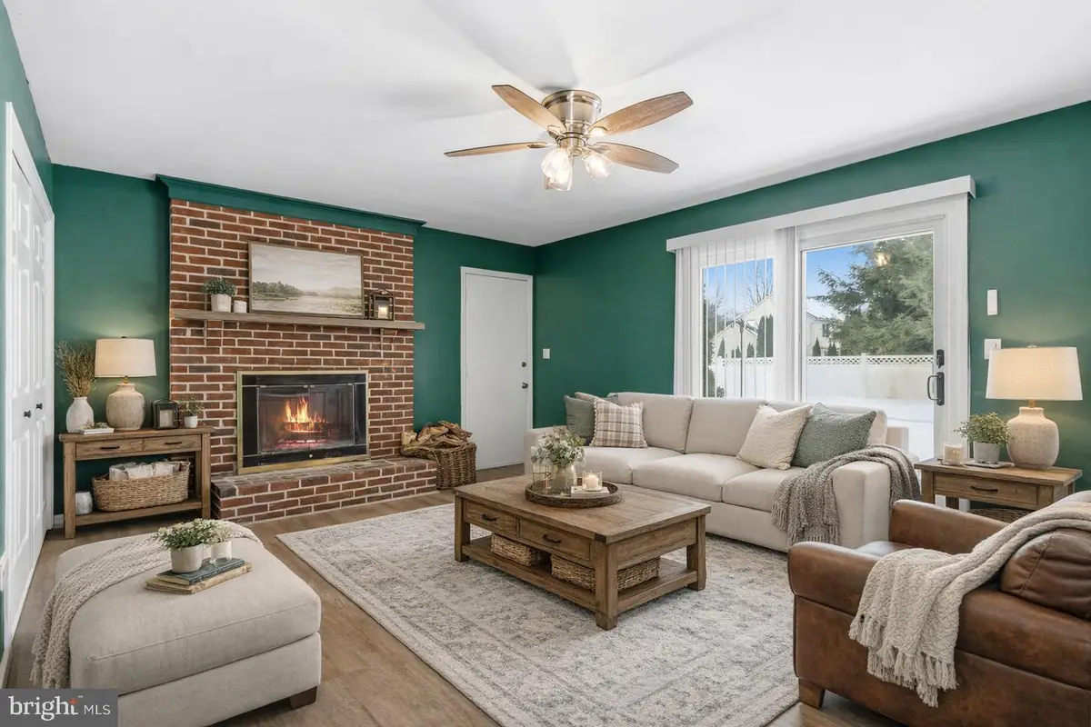 3901 Post Dr, Bethlehem, PA 18017 - #1