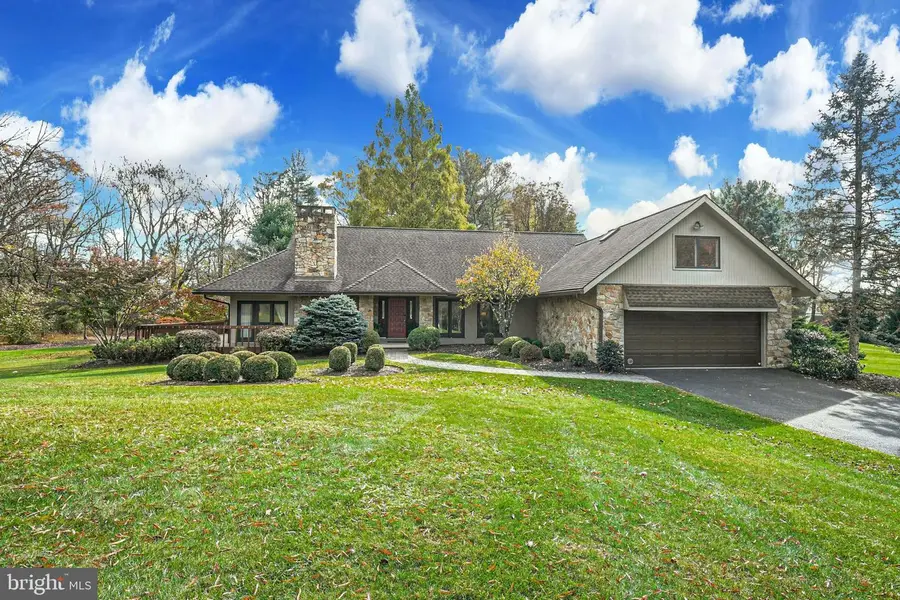 1588 Saucon Valley Rd, Bethlehem, PA 18015 - #3