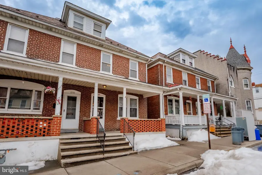 1242 Ferry St, Easton, PA 18042 - #3