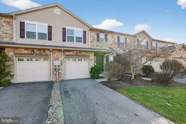 2270 Jeannette Ln, EASTON, PA 18040