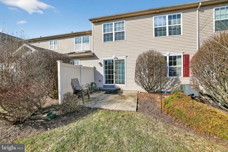 2270 Jeannette Ln, Easton, PA 18040 - #3