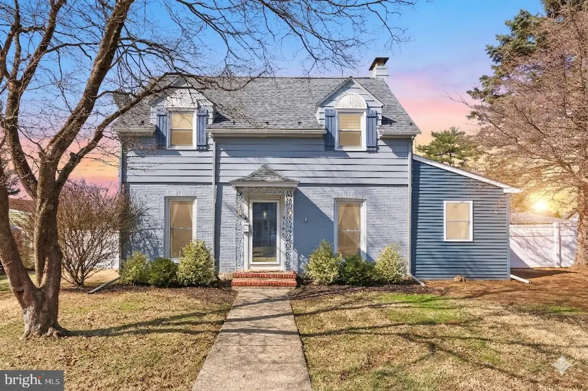 2145 Henderson St, Bethlehem, PA 18017 - #1