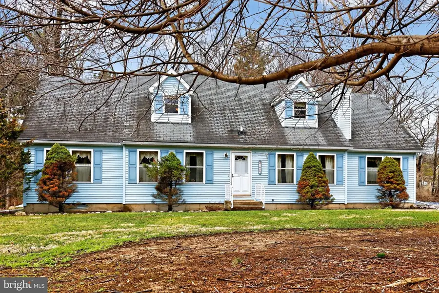 1089 Walnut Dr, Danielsville, PA 18038 - #2