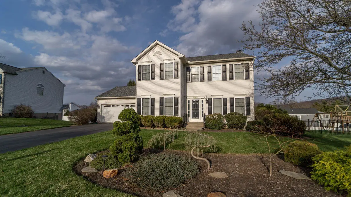 2305 Sheffield Dr, Easton, PA 18040 - #1