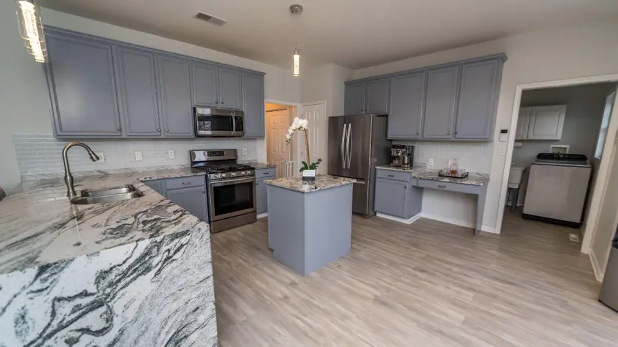 2305 Sheffield Dr, Easton, PA 18040 - #2